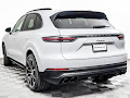 2023 Porsche Cayenne Platinum Edition